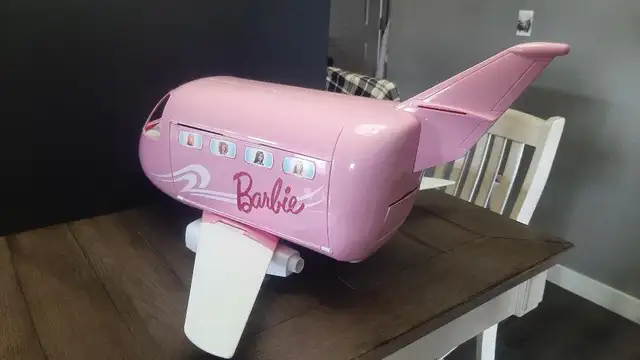 Barbie Dream Plane Playset! In excellent shape! - Photo 3