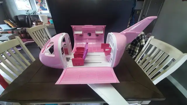Barbie Dream Plane Playset! In excellent shape! - Photo 7