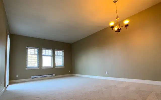 Spacious 2 Bedroom 2 Bathroom Apartment for Rent! - Photo 3