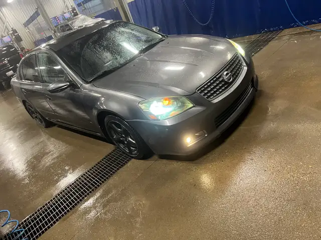 2005 Nissan  Altima SER