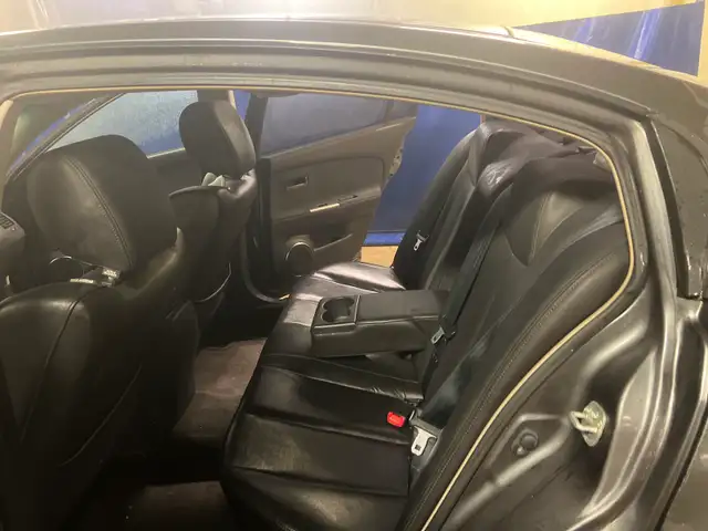 2005 Nissan  Altima SER - Photo 6