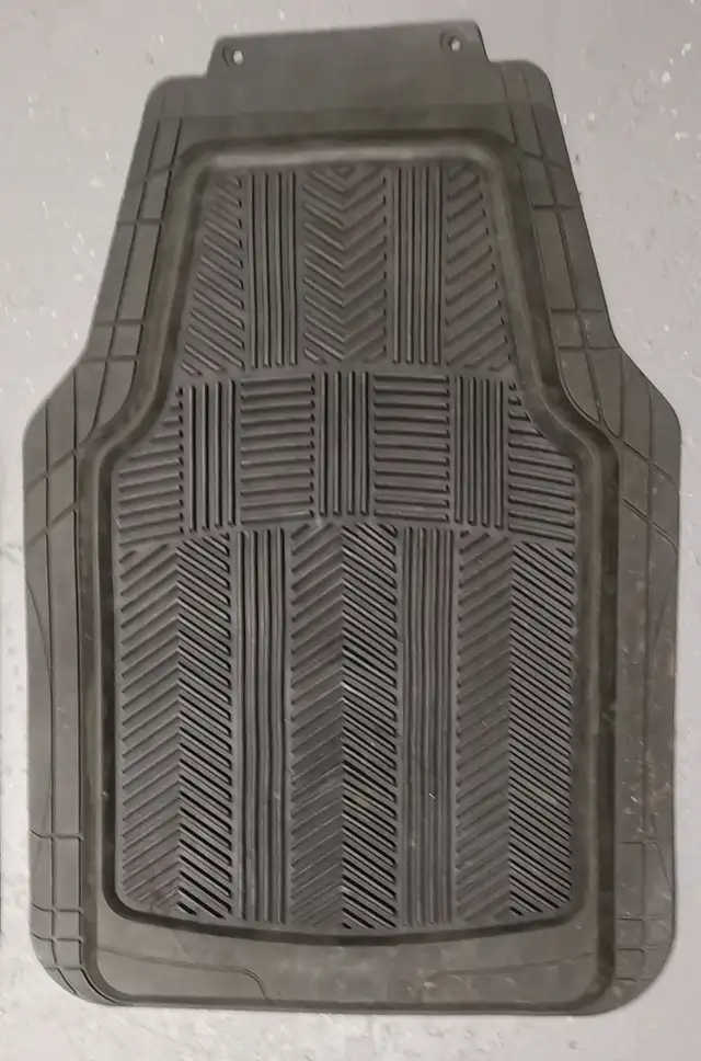 2 Pieces Waterproof Universal Fit Car Rubber Floor Mats