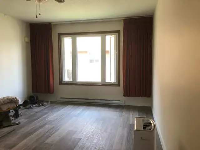 Cozy Spacious 2 Bdrm - Photo 5