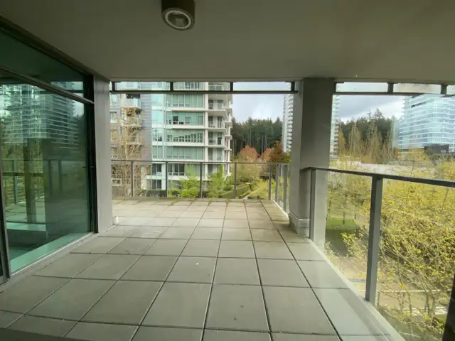 UBC Spacious 2-Bed, 2-Bath Condo for Rent! - Photo 10