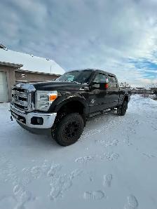 2012 Ford F350 Lariat Super Duty Crew Cab