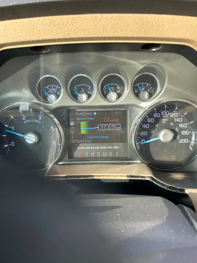 2012 Ford F350 Lariat Super Duty Crew Cab - Photo 8