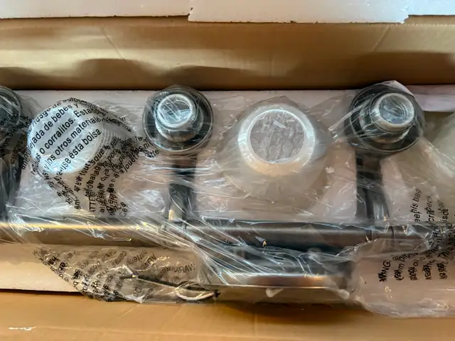 Stunning Brand New Track Wall Light - Photo 7