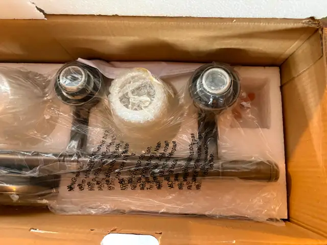 Stunning Brand New Track Wall Light - Photo 8