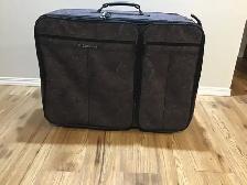 SAMSONITE 29' SUITCASE