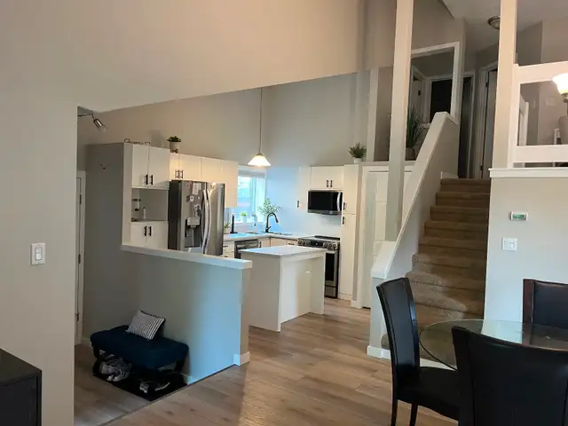 Island Lakes 2 bedroom home, utilities included. $1800/month - Photo 13