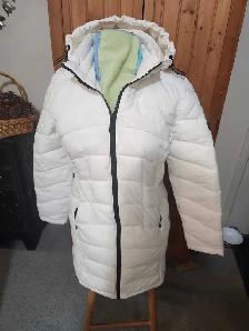 NEW CALVIN KLEIN WATER RESISTANT JACKET MEDIUM