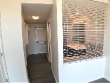 3-Bed   1 Big Den Penthouse Unit at Capstan Village for Rent! - Photo 8