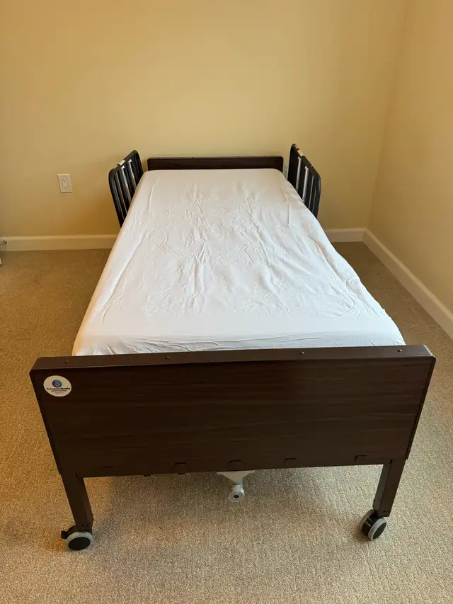 DRIVE MEDICAL BEDDING IN A BOX NEW ( HOSPITAL BED) - Photo 2