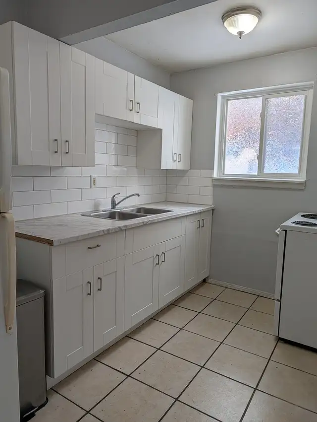 Spacious pet-friendly 2-bedroom apartment for rent in London - Photo 2