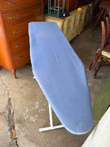 Ironing Board - Photo 3