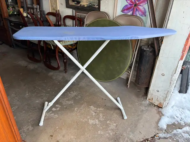 Ironing Board - Photo 6