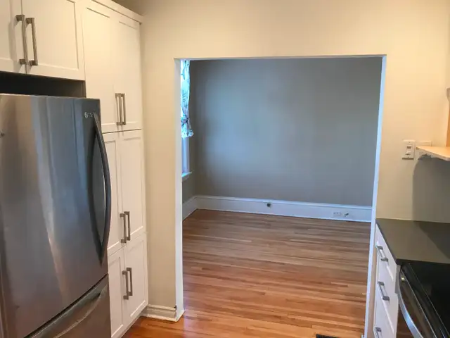 $2950/3br-1200ft² - Sandy Hill - Great unit in a well maintained - Photo 4