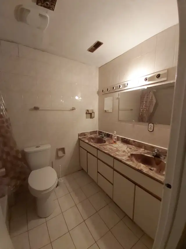 ROOMS for rent in NEWLY RENOVATED BASEMENT - Photo 15