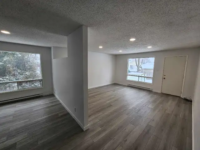 Fully Renovated - 2 Bedroom Apartment for Rent March 1st - Photo 2