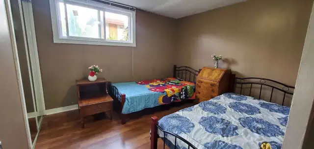 Female Only – Shared & Private Basement Rooms Malton - Photo 4