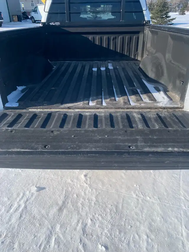 2011 Ford F150 XLT Supercab Rear Wheel Drive - Photo 6