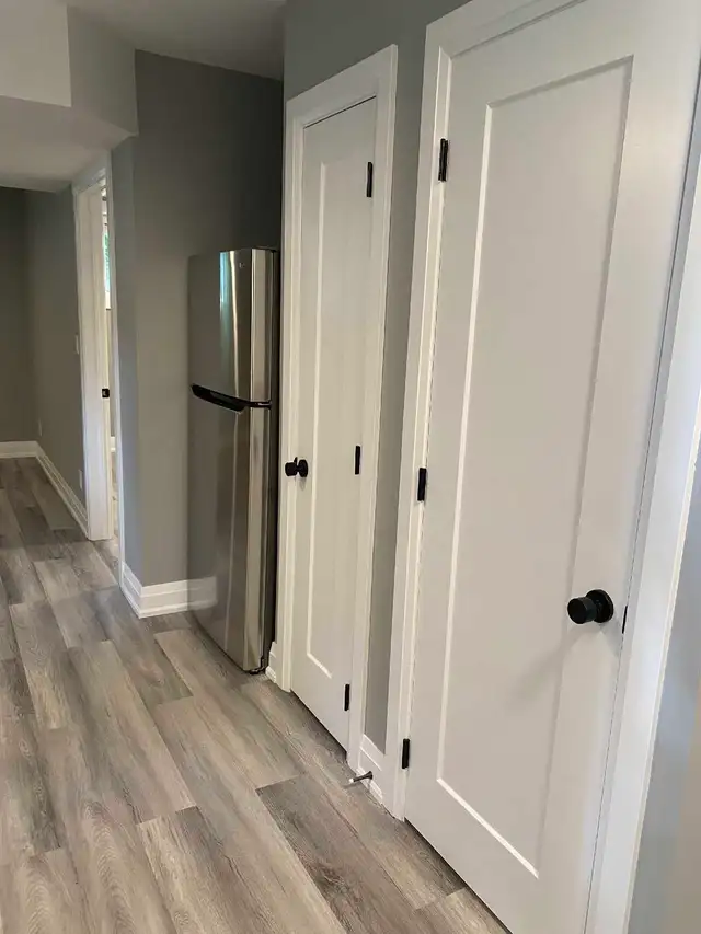 One Bedroom Basement Appartment - Photo 6