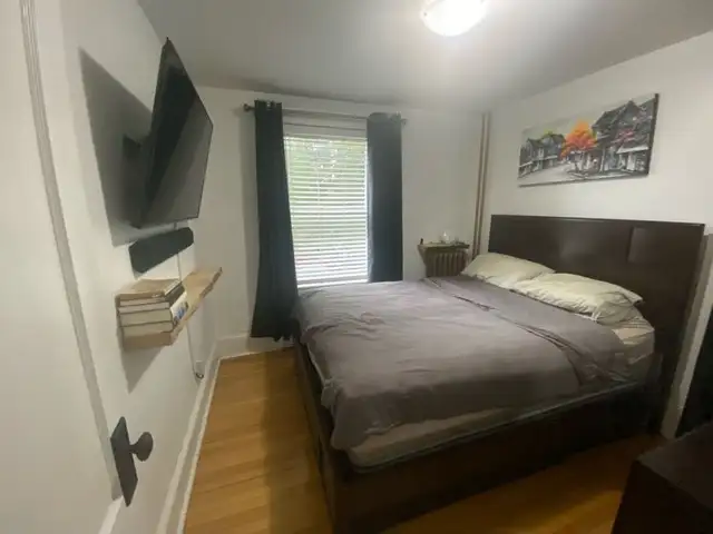 Uptown 3 Bedroom Renovated - Parking Wifi Laundry Dishwasher inc - Photo 6