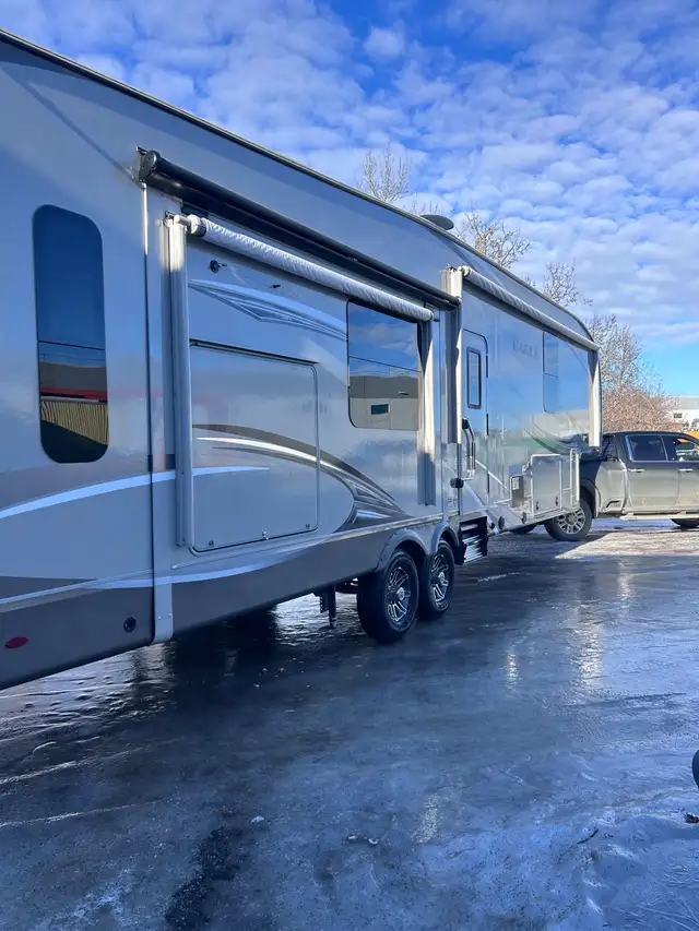 Rv polishing-Decals and Oxidizational Removal