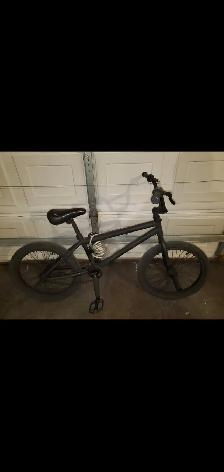 Used BMX just needs new chain $10$ - Photo 8