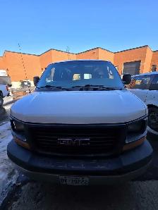 2017 GMC Savana Cargo Van