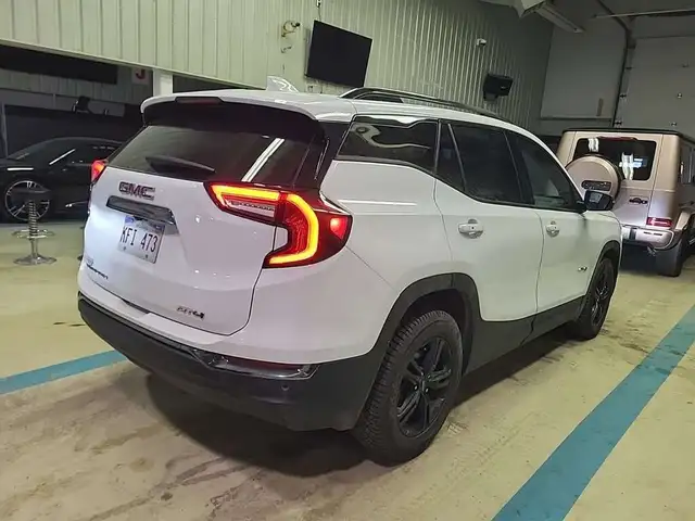2024 GMC Terrain AT4 l 4WD l 1.5L l 4Cyl l 360 Cam l Pano Sunroo - Photo 3
