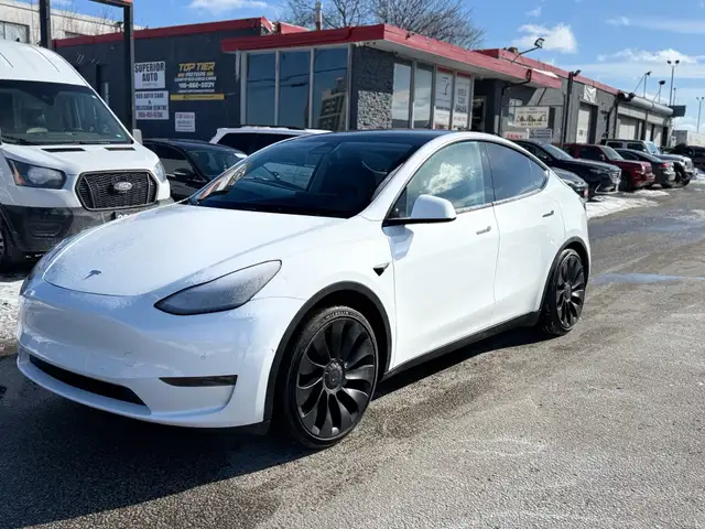 2021 Tesla Model Y Long Range AWD - Photo 2