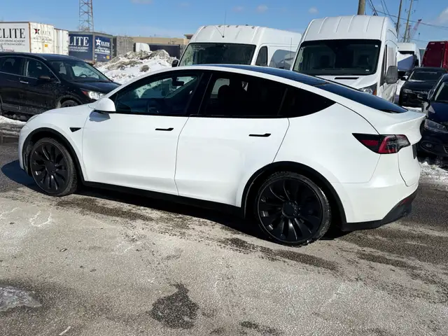 2021 Tesla Model Y Long Range AWD - Photo 6