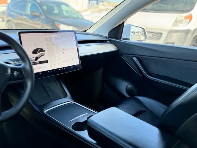 2021 Tesla Model Y Long Range AWD - Photo 13