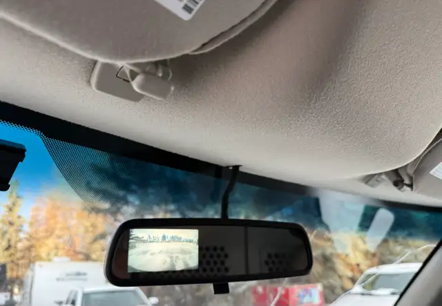 2018 GMC SAVANA Cargo Van INSULATED/SHELVING/HEATER/FULLY LOADED - Photo 19