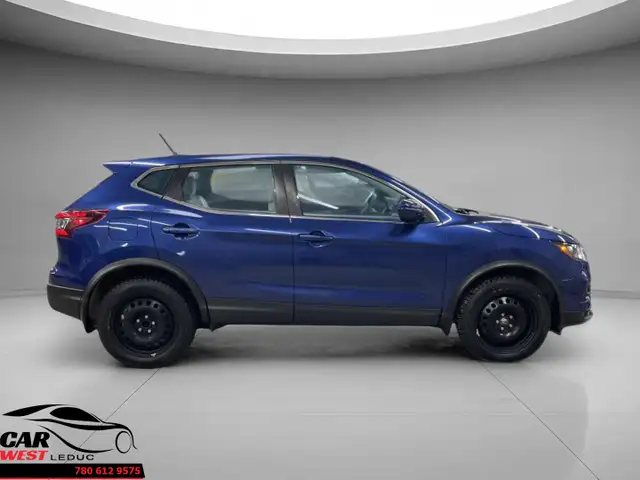 Nissan Qashqai S 2023 - Photo 2