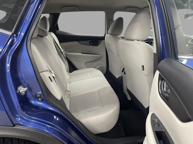 Nissan Qashqai S 2023 - Photo 12