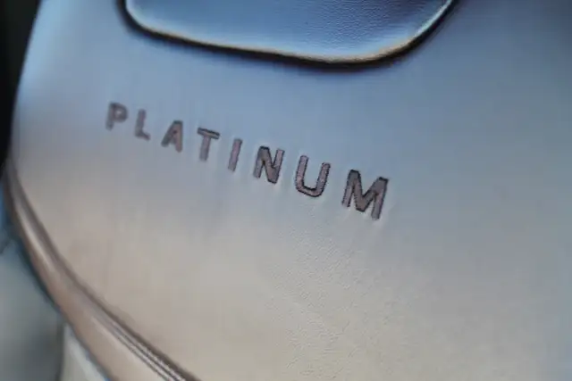 2020 Ford Explorer PLATINUM - Photo 21