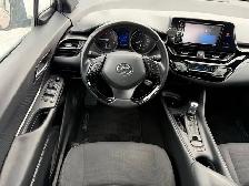 2018 Toyota C-HR XLE - Photo 11