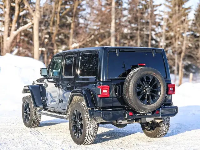 2021 Jeep Wrangler Unlimited High Altitude- Navigation - - Photo 10