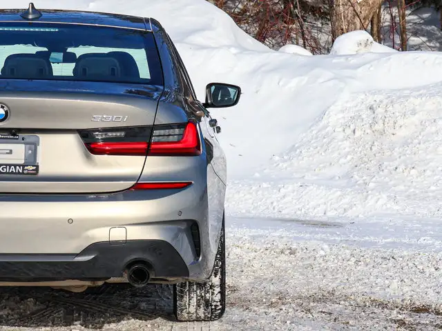 2022 BMW 3 Series 330i xDrive- Sunroof - Heated Seats Steering - Photo 13