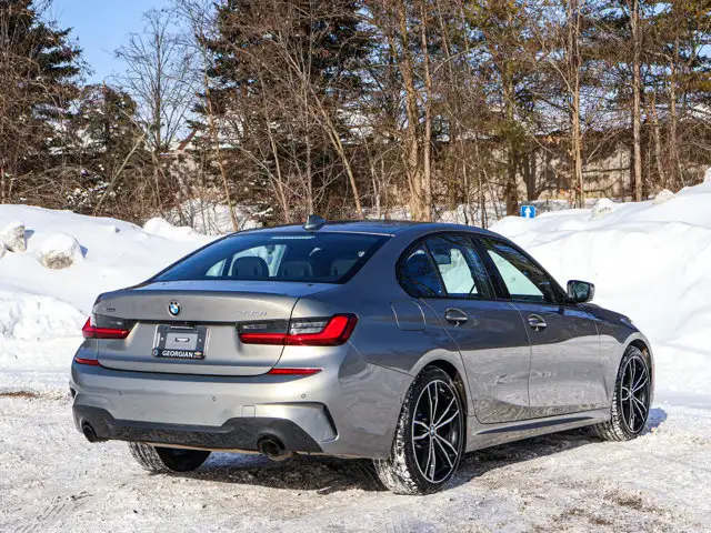 2022 BMW 3 Series 330i xDrive- Sunroof - Heated Seats Steering - Photo 15
