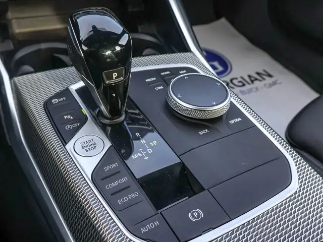 2022 BMW 3 Series 330i xDrive- Sunroof - Heated Seats Steering - Photo 37