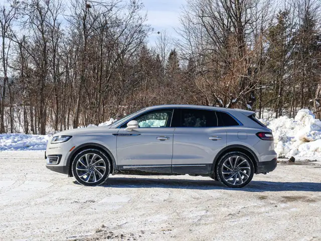 2020 Lincoln Nautilus Reserve- Heated Vented Seats - 360 Camera - Photo 8