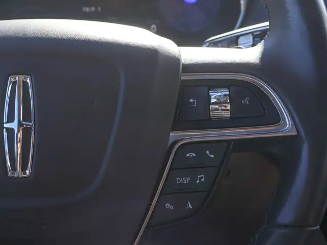 2020 Lincoln Nautilus Reserve- Heated Vented Seats - 360 Camera - Photo 25