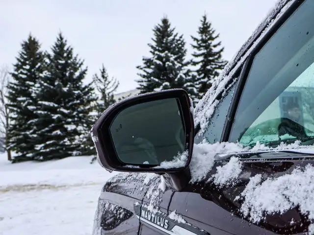 2019 Lincoln Nautilus Reserve- Pano Roof - Heated Vented Seats - Photo 10