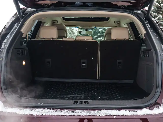 2019 Lincoln Nautilus Reserve- Pano Roof - Heated Vented Seats - Photo 16
