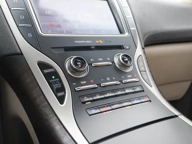 2019 Lincoln Nautilus Reserve- Pano Roof - Heated Vented Seats - Photo 35