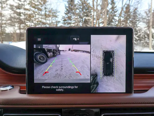 2023 Lincoln Aviator Reserve- Pano Roof - Heated Vented Seats - Photo 31