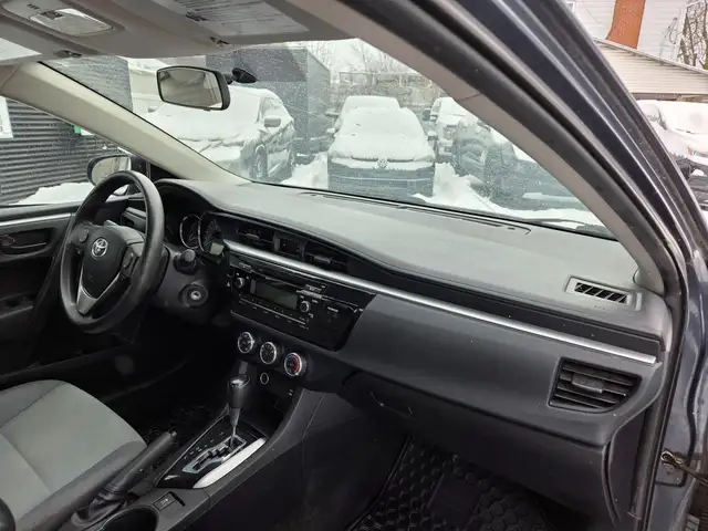Toyota Corolla LE 2014 LE A/C FIABLE PNEUS HIVERS - Photo 9